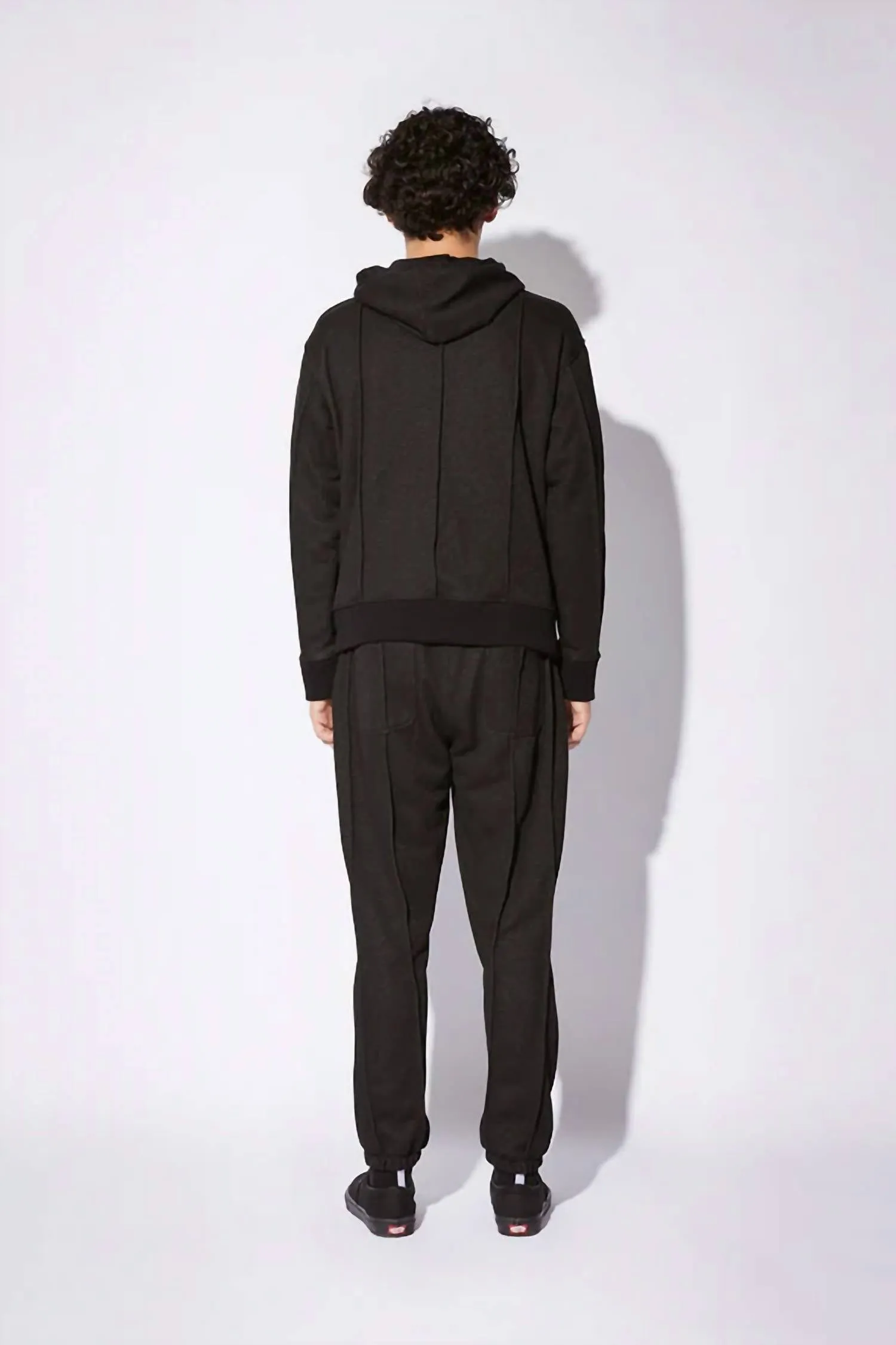 Hayle Sweatpant In Black