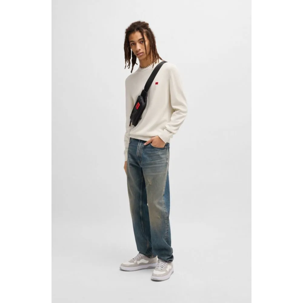 Knitted cotton sweater with red logo label