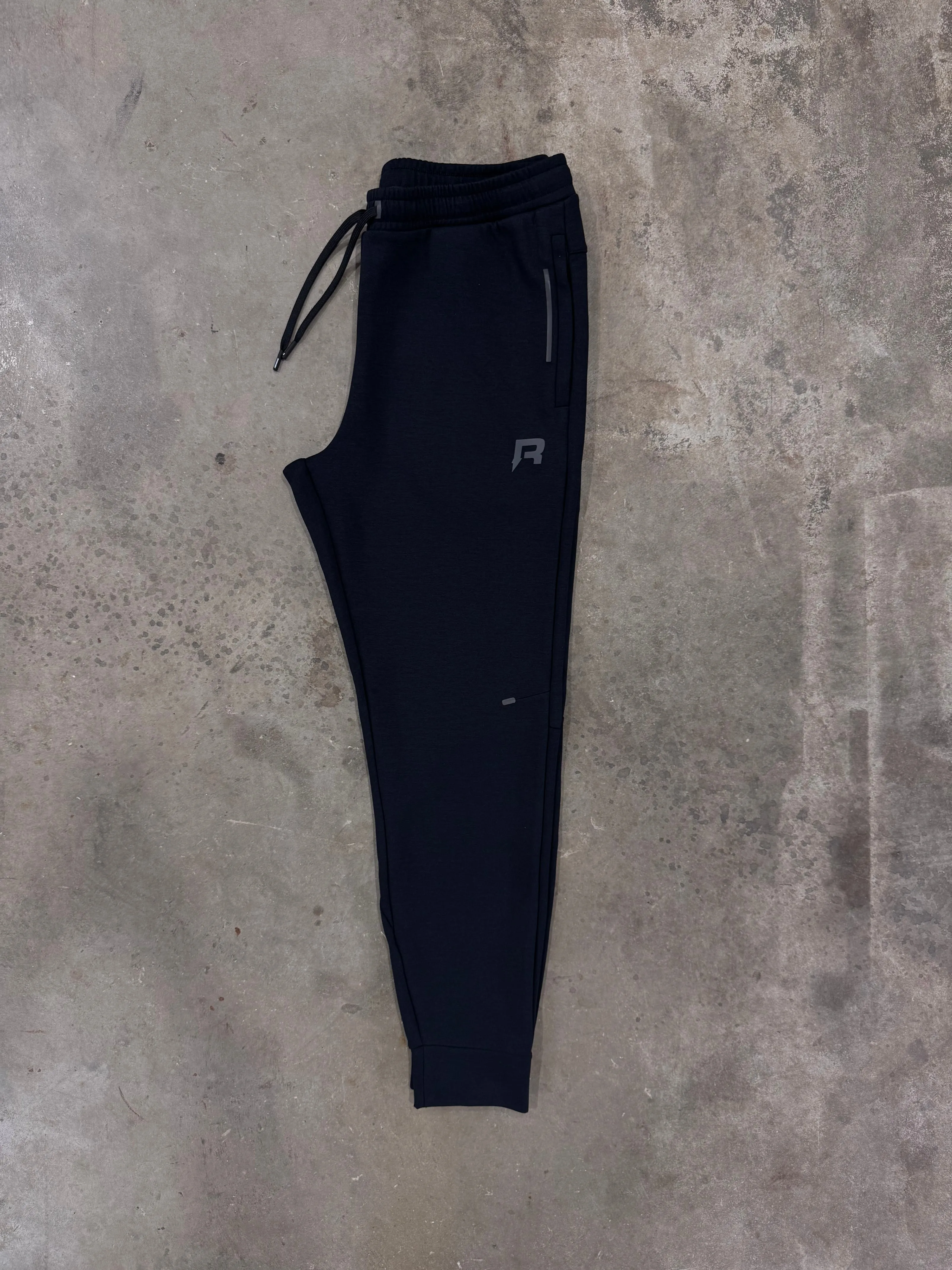 Reprimo Motion Joggers - Black