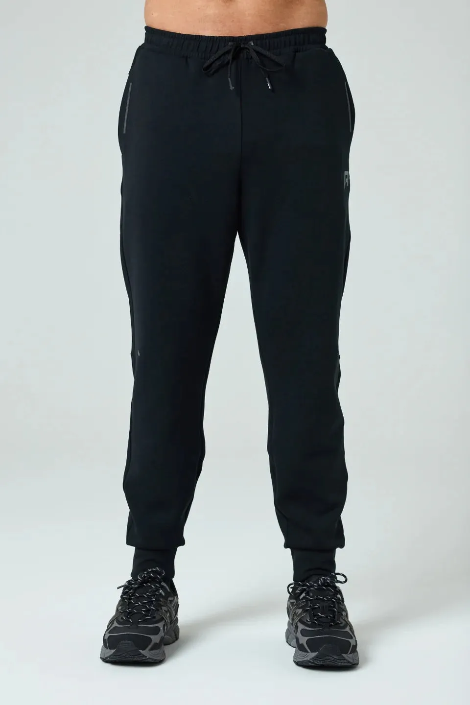Reprimo Motion Joggers - Black