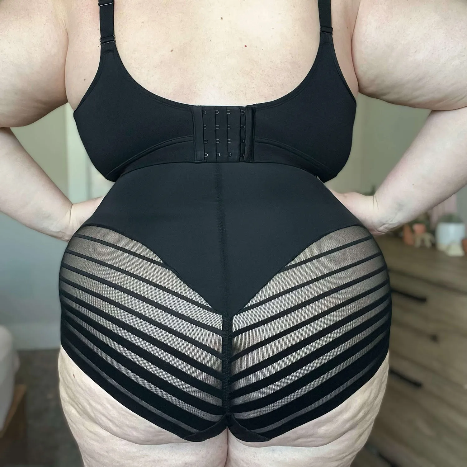 Smoothwear Super High Waist Panties - Black
