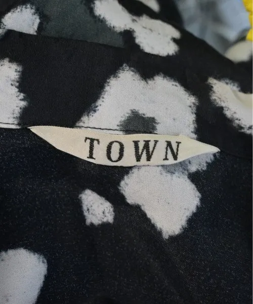 TOWN Casual shirts