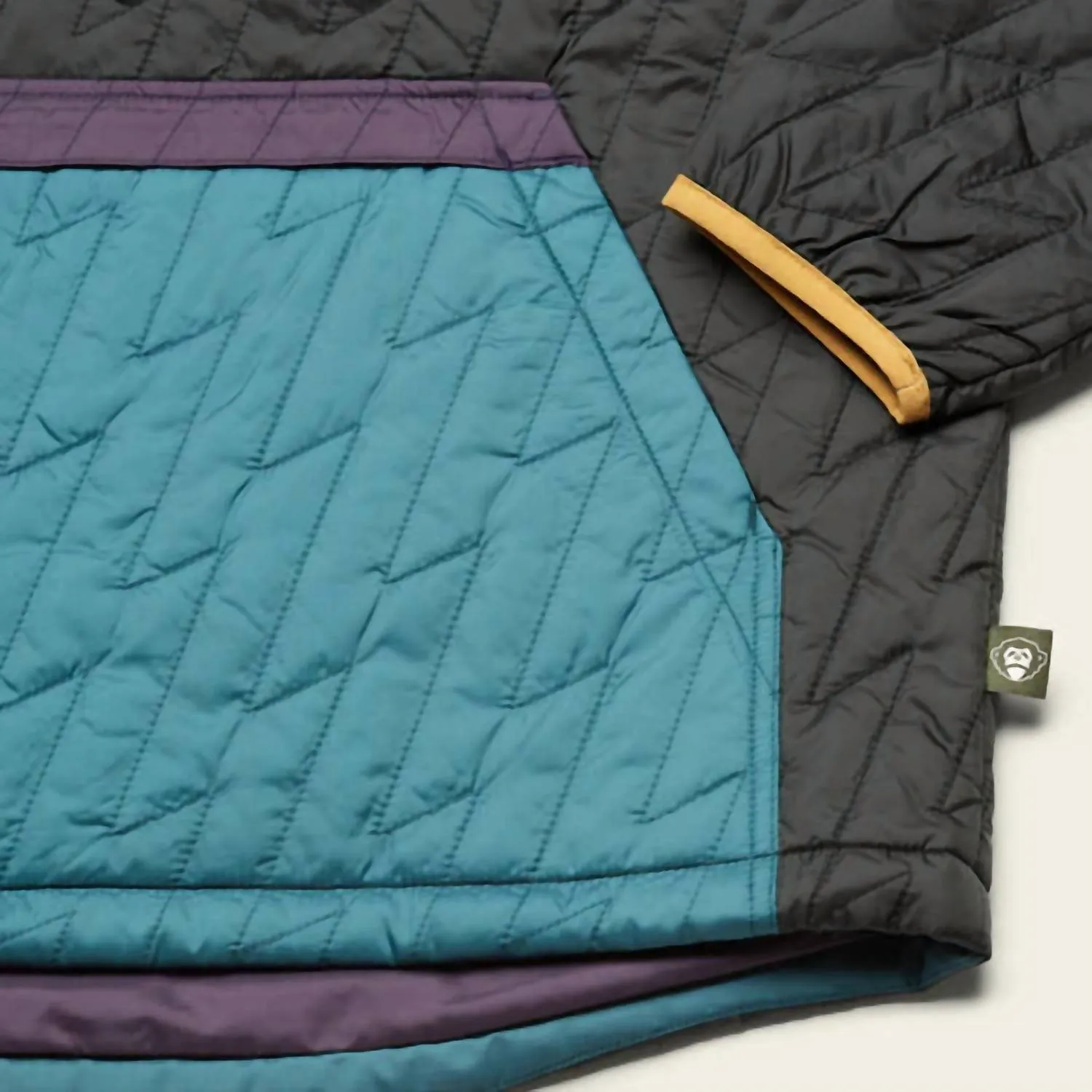 Voltage Quilted Pullover Jacket In Black N' Blue